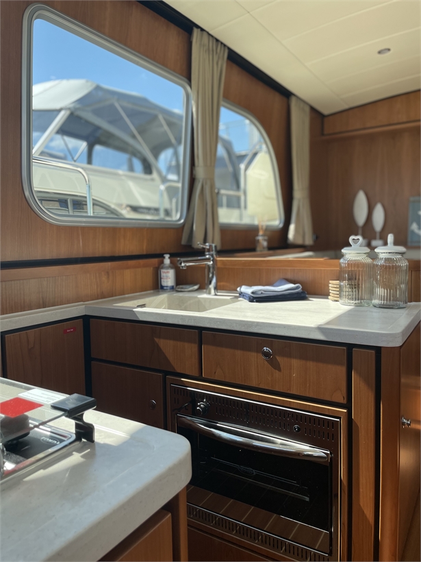Linssen Grand Sturdy 40 AC